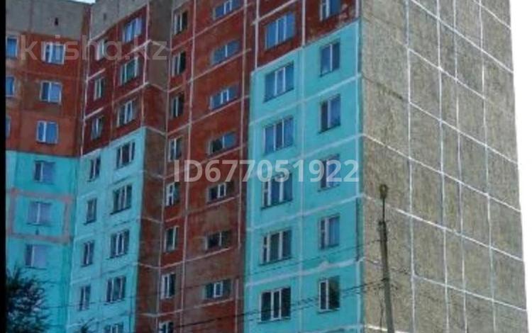 2-комнатная квартира, 50 м², 10/10 этаж, 8 микрорайон 113 за 11 млн 〒 в Темиртау — фото 2