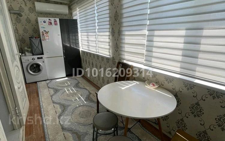 3-комнатная квартира · 60 м² · 5/5 этаж, Желтоксан — Ташенова за 170 000 ₸ в Шымкенте, Аль-Фарабийский р-н — фото 2