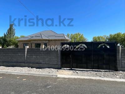 Жеке үй · 4 бөлме · 190 м² · 15 жүзд., Сүйіндіков 21 — 19 школа, бағасы: 28 млн ₸ в Кентау