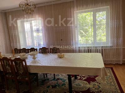Үйдің бір бөлігі · 4 бөлме · 100 м² · 8 жүзд., Исатай батыр 1/3 — Находится возле трассы, бағасы: 14 млн ₸ в Шу