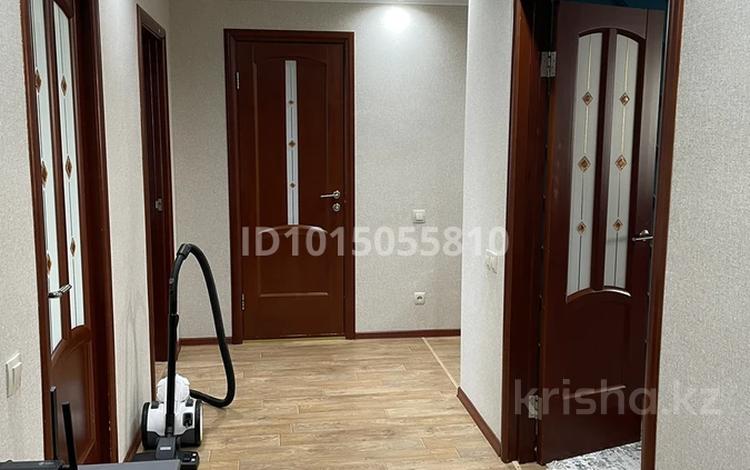 3-бөлмелі пәтер · 72 м² · 6/6 қабат, Жаңа орда ш/а. 11, бағасы: 26 млн ₸ в Уральске, мкр Жана Орда — фото 3