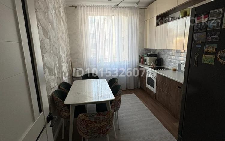 3-бөлмелі пәтер · 81 м² · 6/8 қабат, Улы Дала 56 — Сауран, бағасы: 60 млн ₸ в Астане, Есильский р-н — фото 2