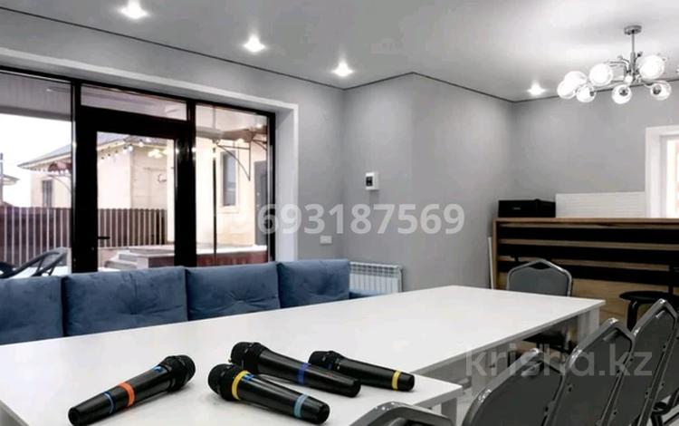 Дом · 2 комнаты · 150 м², Дом Баня Караоке 218 — Асан 2 за 50 000 〒 в Уральске, мкр Школьник — фото 7