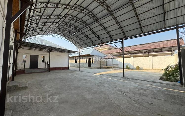 Отдельный дом · 8 комнат · 230 м² · 12 сот., мкр Бектобе 25 — Нарбай Оразбекұлы 25 за 60 млн 〒 в Таразе — фото 2