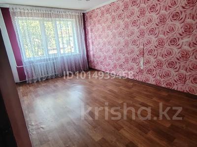 3-комнатная квартира · 62 м² · 2/5 этаж, Алдабергенова 31 — На пересечений улиц Алдабергенова и Ракишева за 150 000 ₸ в Талдыкоргане, мкр Жастар