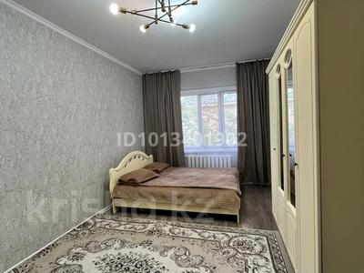 1-комнатная квартира · 35 м², мкр Салтанат за 120 000 ₸ в Таразе