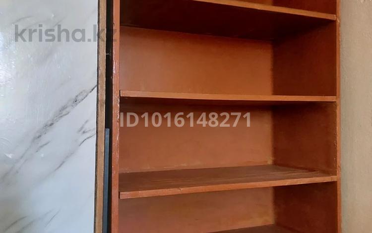 1 бөлме · 18 м² · 4/5 қабат, Ади шарипова 118, бағасы: 12 000 ₸ в Алматы, Алмалинский р-н — фото 2
