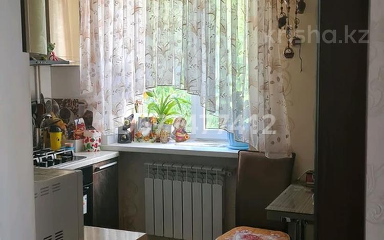 2-комнатная квартира · 44 м² · 2/3 этаж, Улбике акына за 15 млн ₸ в Таразе — фото 2