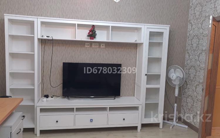 2-комнатная квартира · 63 м² · 4/14 этаж, Момышулы 2/9 за 300 000 ₸ в Астане — фото 9