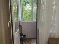 3-бөлмелі пәтер · 64 м² · 2/5 қабат, Голубые пруды ш/а. 15, бағасы: 230 000 ₸ в Караганде, Алихана Бокейханова р-н — фото 9