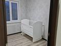 4-бөлмелі пәтер, 62 м², 5/5 қабат, Абая 86 — остановка Диана, бағасы: 17 млн 〒 в Уральске, мкр Школьник — фото 5