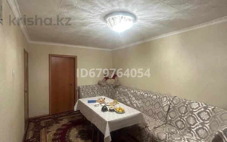 2-бөлмелі пәтер · 45 м² · 1/5 қабат, 16-й мкр 33, бағасы: 10.5 млн ₸ в Караганде, Алихана Бокейханова р-н — фото 5