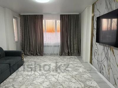 2-бөлмелі пәтер · 67.7 м² · 8/9 қабат, Зачаганск пгт ш/а. 83/2, бағасы: 22 млн ₸ в Уральске, мкр. Зачаганск пгт