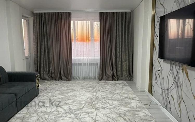 2-комнатная квартира · 67.7 м² · 8/9 этаж, мкр. Зачаганск пгт 83/2 за 22 млн ₸ в Уральске — фото 2