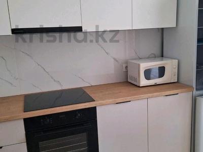 2-комнатная квартира · 70 м² · 12/16 этаж, Туркестан 18 за 300 000 ₸ в Астане, Есильский р-н