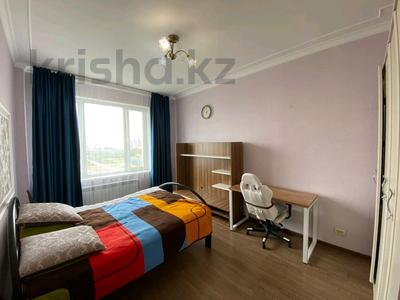 2-бөлмелі пәтер · 70 м² · 12/16 қабат, Туркестан 18, бағасы: 300 000 ₸ в Астане, Есильский р-н