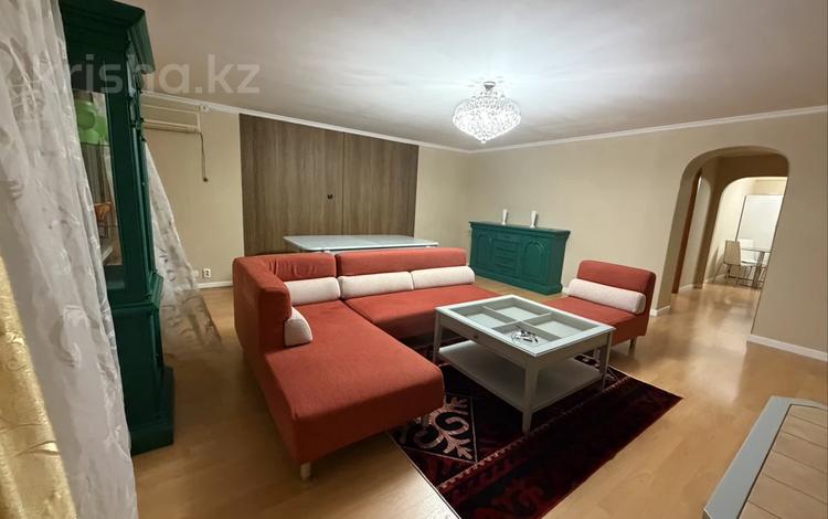 3-комнатная квартира · 100 м² · 5/5 этаж, Панфилова 114 за 700 000 ₸ в Алматы, Медеуский р-н — фото 2