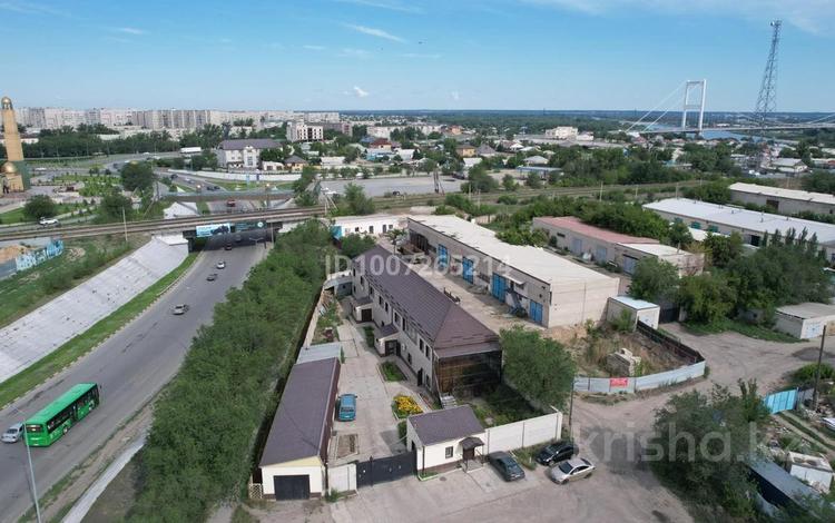 Промбаза · 30 соток, Школьная 10 за 280 млн 〒 в Семее — фото 2