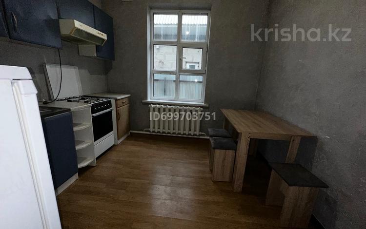 2-комнатная квартира · 55 м² · 1/1 этаж, Закарпатская — Майлина за 150 000 〒 в Алматы, Турксибский р-н — фото 11