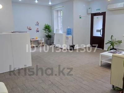 Свободное назначение · 111.8 м² за 424 840 ₸ в Уральске, мкр Строитель