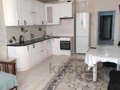 2-комнатная квартира · 70 м² · 15/25 этаж, мкр 11 112 В — Пр.Абылхаиырхана и м. Мамонтова за 17 000 〒 в Актобе