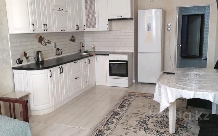 2-комнатная квартира · 70 м² · 15/25 этаж, мкр 11 112 В — Пр.Абылхаиырхана и м. Мамонтова за 17 000 ₸ в Актобе — фото 2