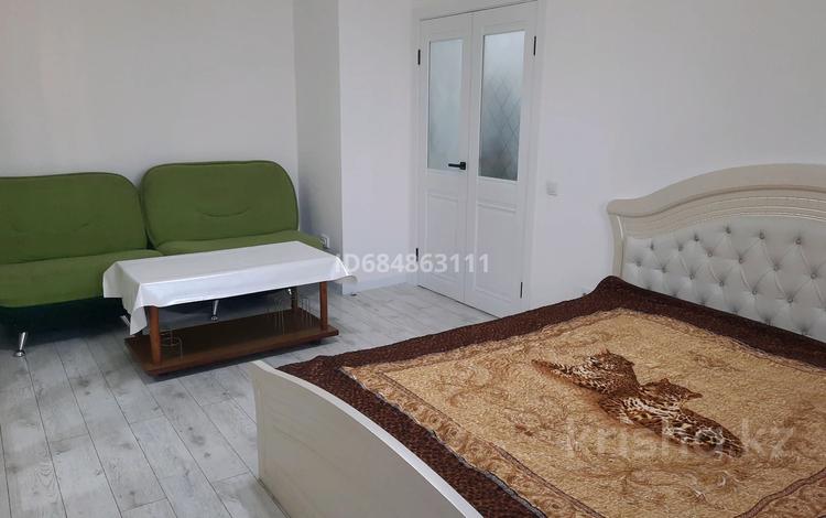 1-бөлмелі пәтер · 45 м² · 2 қабат, Калдаякова, бағасы: 200 000 ₸ в Астане, Алматы р-н — фото 13