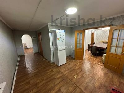 Жеке үй · 3 бөлме · 200 м², Майкудук 4/1 — Находится возле Акимата, бағасы: 35 000 〒 в Караганде, Алихана Бокейханова р-н