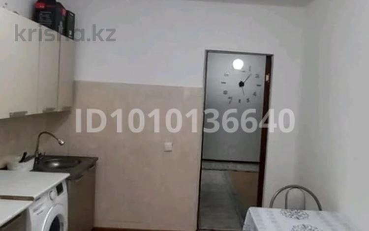 1-комнатная квартира · 46.1 м² · 6/9 этаж, мкр 8, 2 ш/а. 39в — Нұр Сити Садик патша бала 60 мектеп Супер маркет Анвар Дина жақын бари за 12 млн 〒 в Актобе — фото 2