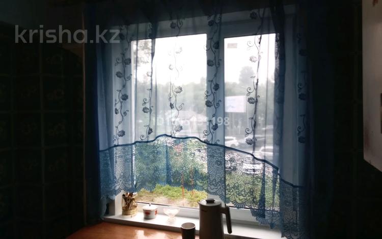 2-бөлмелі пәтер · 44 м² · 2/5 қабат, бажова 331, бағасы: 15 млн ₸ в Усть-Каменогорске — фото 2