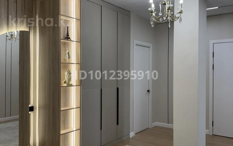 3-комнатная квартира · 98 м² · 5/12 этаж, ул. Абдуллы Розыбакиева 336 за 170 млн ₸ в Алматы, Бостандыкский р-н — фото 2