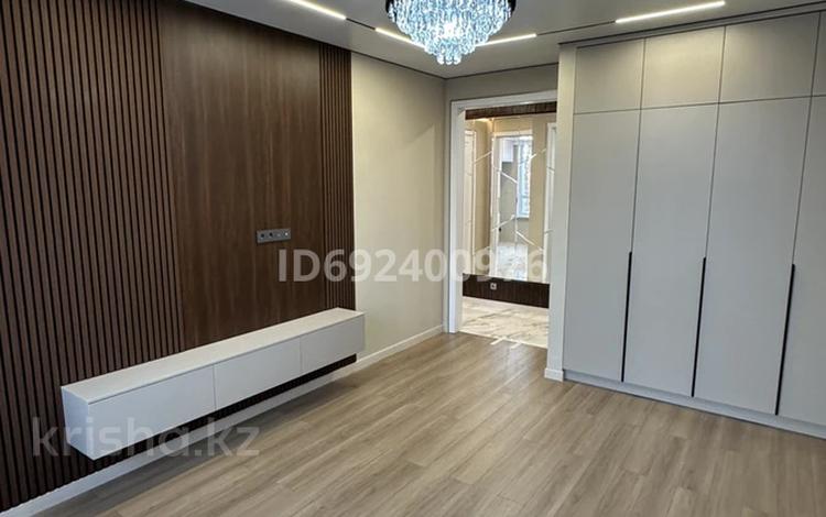 1-комнатная квартира, 40 м², 2/12 этаж, Сабденова 139 — Нурлы