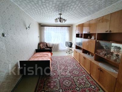 2-комнатная квартира · 45 м² · 2/5 этаж, Молодёжная за 5.4 млн 〒 в Шахтинске