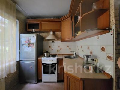 2-комнатная квартира · 47.2 м² · 1/5 этаж, Канипы Битибаевой 10 — СРОЧНО! ТОРГ! за 15 млн 〒 в Усть-Каменогорске