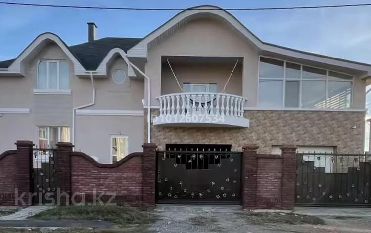 Отдельный дом · 5 комнат · 450 м² · 10 сот., Мустафы Шокая за 145 млн ₸ в Косшы — фото 3