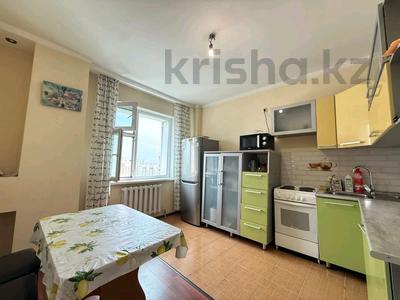 2-бөлмелі пәтер · 58.2 м² · 13/13 қабат, Б. Момышулы 23, бағасы: 27.5 млн ₸ в Астане, Алматы р-н
