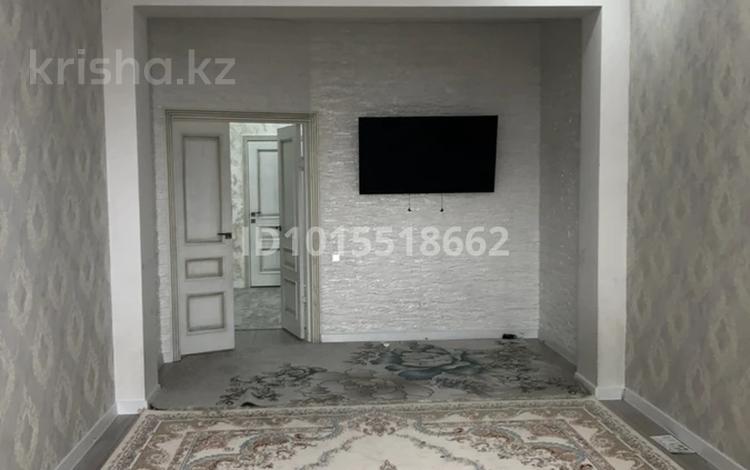 3-бөлмелі пәтер · 120 м² · 8/10 қабат, 19-ш/а. 15, бағасы: 50 млн ₸ в Актау, 19-й мкр — фото 2