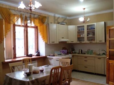 Отдельный дом · 6 комнат · 372 м² · 18 сот., мкр Михайловка , Крамского 44/4 за 65 млн 〒 в Караганде, Казыбек би р-н