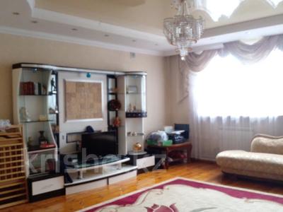 Продажа домов и дачи в Карагандинской обл.: Отдельный дом · 6 комнат · 372 м² · 18 сот., мкр Михайловка , Крамского 44/4 за 85 млн 〒 Отдельный дом · 6 комнат · 372 м² · 18 сот., мкр Михайловка , Крамского 44/4 за 85 млн 〒 в Караганде, Казыбек би р-н