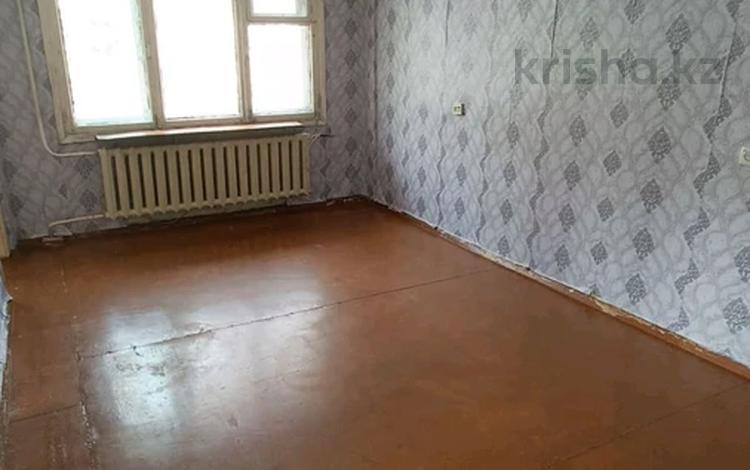 3-комнатная квартира, 49 м², 1/5 этаж, Островского 10