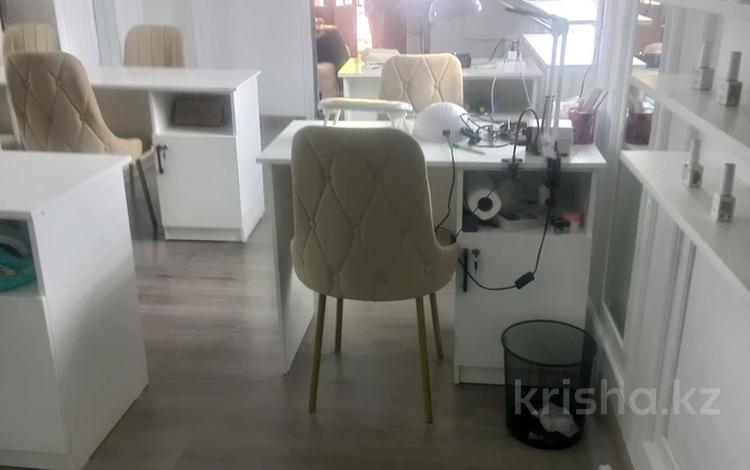 Свободное назначение, офисы, салоны красоты · 60 м² за 250 000 ₸ в Шымкенте, Аль-Фарабийский р-н — фото 5
