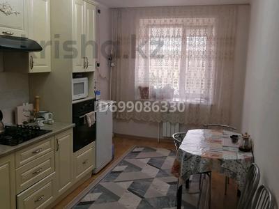 2-бөлмелі пәтер · 69 м² · 4/6 қабат, Назарбаева, бағасы: 32 млн ₸ в Костанае