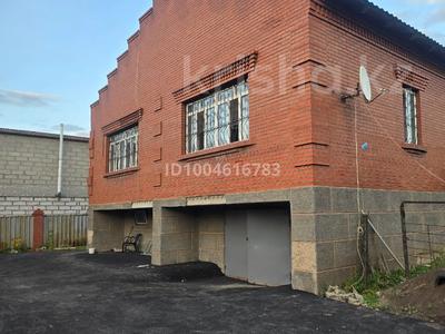 Отдельный дом · 4 комнаты · 320 м², Акарыс — Мустафина за 600 000 〒 в Астане, Алматы р-н
