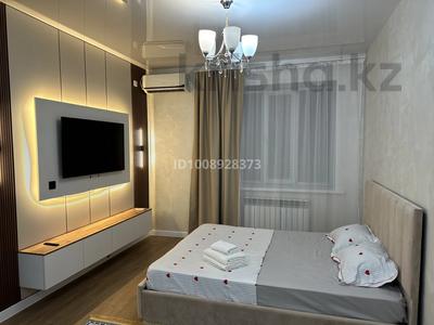 1-комнатная квартира · 50 м² · 2/5 этаж, мкр Астана, Женис 30 за 13 000 〒 в Уральске