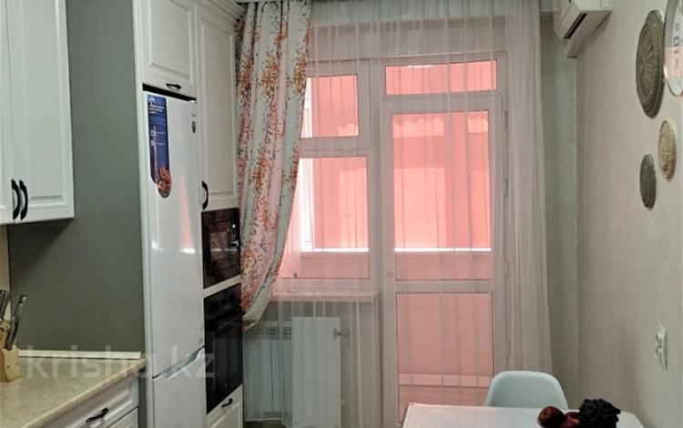 2-комнатная квартира · 78 м² · 4/9 этаж, мкр Жетысу-3 69 — Пр. Абая за 350 000 ₸ в Алматы, Ауэзовский р-н — фото 2