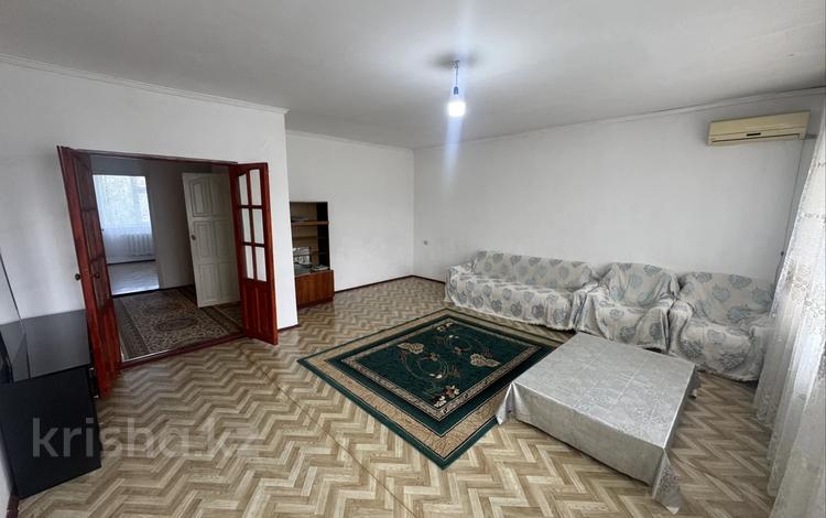 2-комнатная квартира · 74 м² · 4/5 этаж, мкр Нурсат 80 за 150 000 ₸ в Шымкенте, Каратауский р-н — фото 2