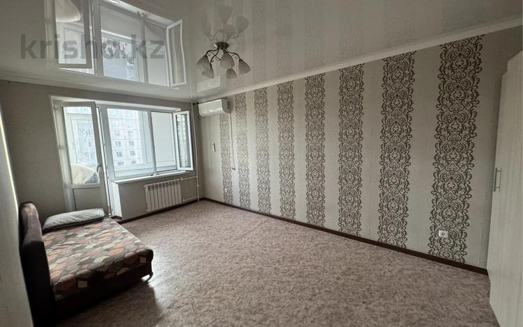 1-комнатная квартира · 37 м² · 4/5 этаж, мкр 8, Братьев жубановых 275 за 150 000 ₸ в Актобе — фото 2