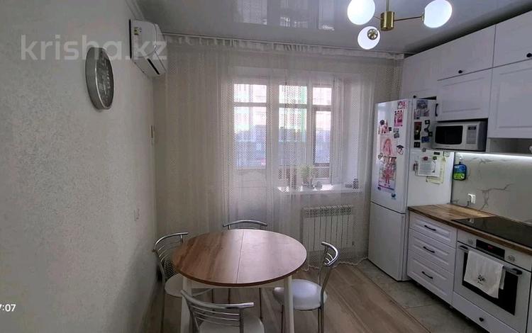 2-комнатная квартира · 70.1 м² · 2/9 этаж, Толе би 50 за ~ 41.7 млн ₸ в Астане, Есильский р-н — фото 2