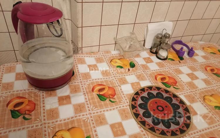 3-бөлмелі пәтер · 60 м² · 5/5 қабат, Шахтерская 82, бағасы: 55 000 ₸ в Алтайском — фото 2