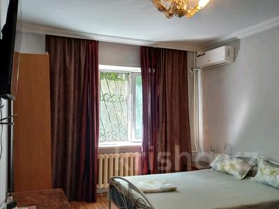 2-комнатная квартира · 68 м² · 1/5 этаж, мкр Айнабулак-2 80 — Палладина за 16 000 ₸ в Алматы, Жетысуский р-н